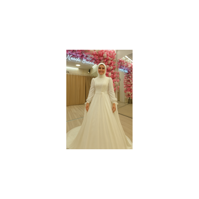 2026 Tesettür Gelinlik Modasında Helen Dokunuşu