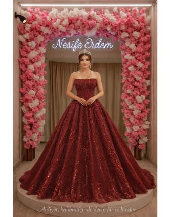 Couture Evreninde Zamansız Duruş