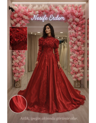 Yüksek Yaka İpek Kaftan