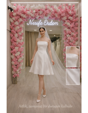 Kısa Nikah Gelinliği Modeli