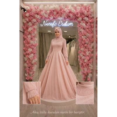 Tesettür Nişanlık A Kesim: Tülle Kurulan Akışın En Zarif Hali